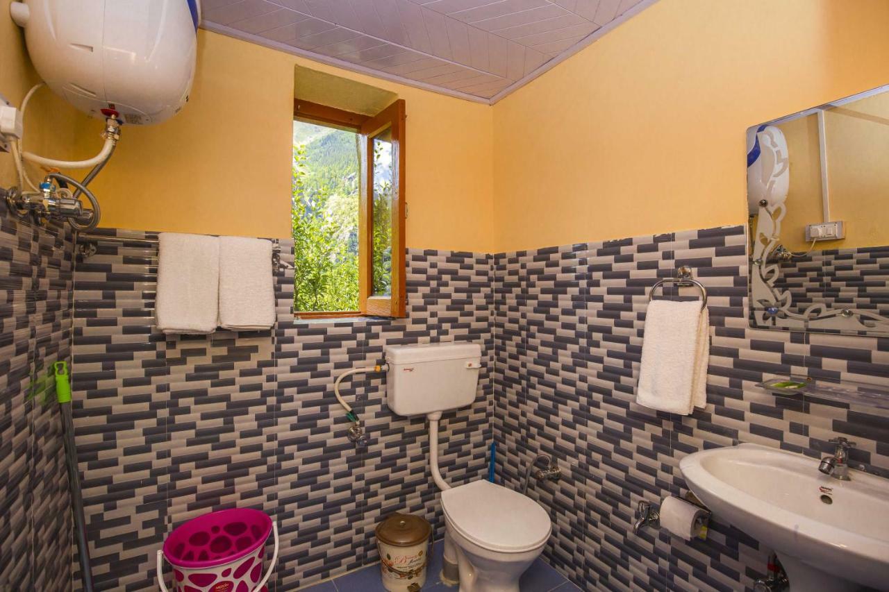 Zostel Homes Rakchham  Saturang Exterior foto